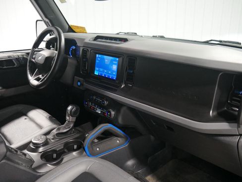 Certified 2023 Ford Bronco Black Diamond w/ Sasquatch Package image 14