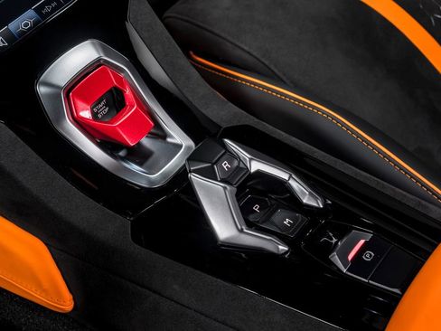 Used 2023 Lamborghini Huracan Tecnica image 28