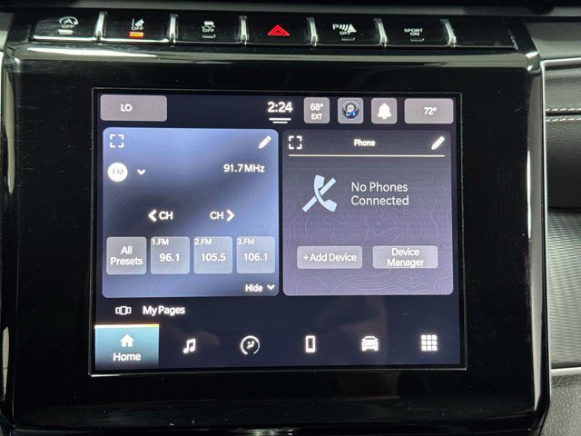 Used 2023 Jeep Grand Cherokee Laredo AWD/4WD image 17