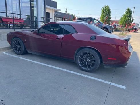 Used 2021 Dodge Challenger R/T Scat Pack RWD image 3