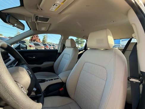 Certified 2025 Honda HR-V LX image 27