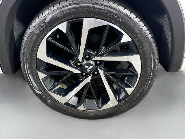 Used 2023 Mitsubishi Outlander SEL AWD/4WD image 30