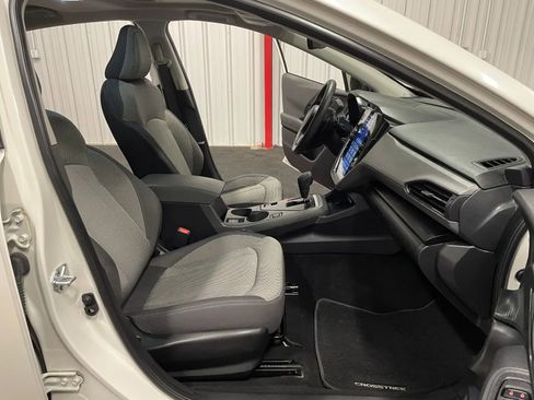 Used 2024 Subaru Crosstrek 2.0i Premium image 45