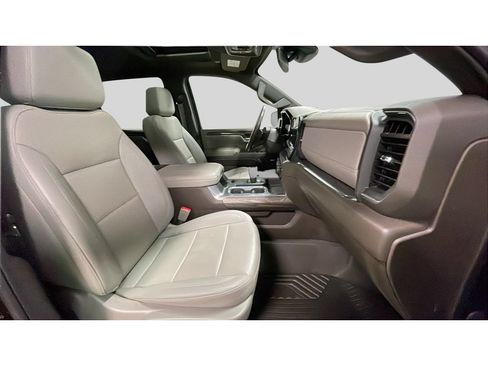 Certified 2024 Chevrolet Silverado 1500 LTZ w/ LTZ Premium Package AWD/4WD image 18