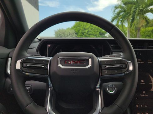 New 2027 GMC Terrain Elevation w/ Elevation Premium Package FWD image 25