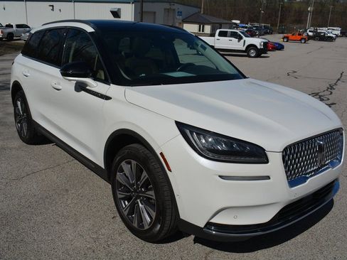 Used 2020 Lincoln Corsair Reserve w/ Equipment Group 201A image 3
