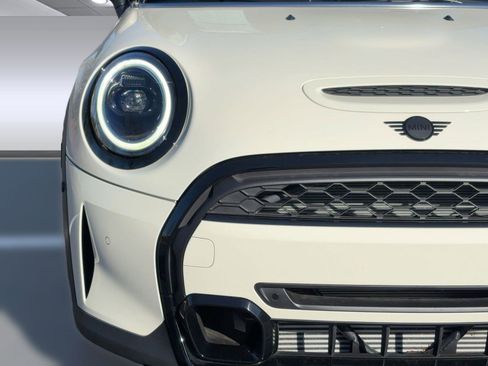 Certified 2023 MINI Cooper S image 11