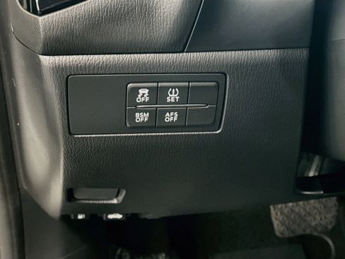 Used 2014 MAZDA MAZDA3 s Grand Touring FWD image 17