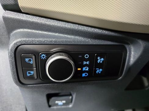 Certified 2024 Ford Bronco Wildtrak image 26