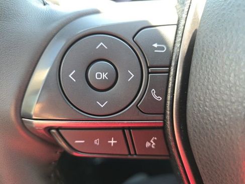 Used 2023 Toyota Camry SE FWD image 18