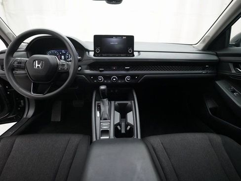 Certified 2023 Honda Accord EX image 5