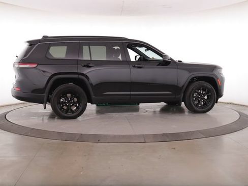 Used 2026 Jeep Grand Cherokee L 4WD image 6