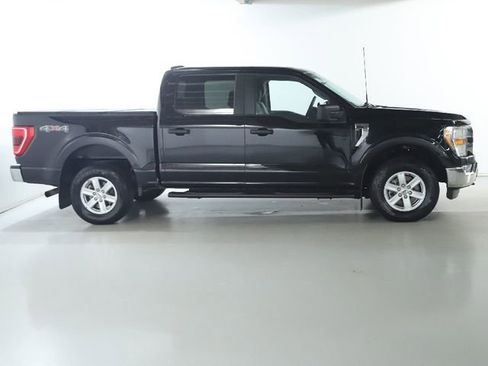 Used 2021 Ford F150 XLT image 11