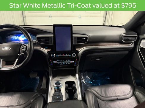 Used 2023 Ford Explorer Platinum w/ Technology Package image 6