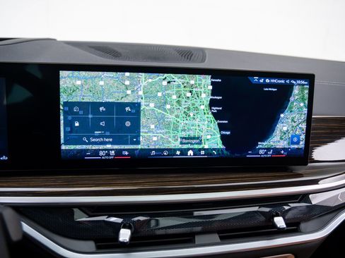 Used 2024 BMW X5 xDrive40i w/ Parking Assistance Package image 26