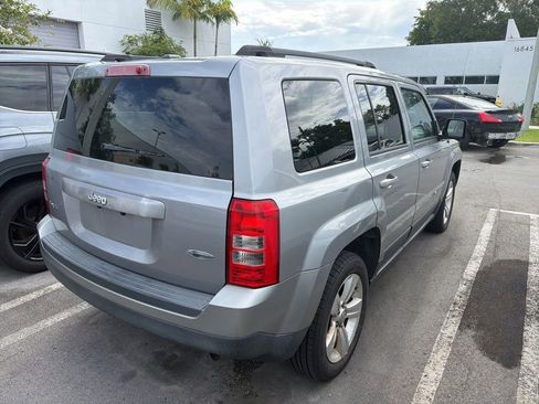 Used 2016 Jeep Patriot Latitude AWD/4WD image 5
