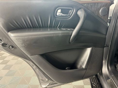 Used 2024 Nissan Armada Platinum w/ Captain's Chairs Package image 28