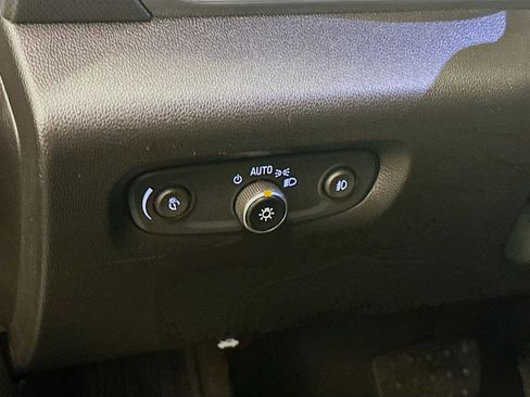 Used 2020 Chevrolet Traverse Premier w/ Redline Edition image 17