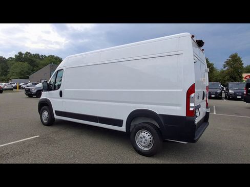 Used 2026 RAM ProMaster 2500 w/ Convenience Group FWD image 6