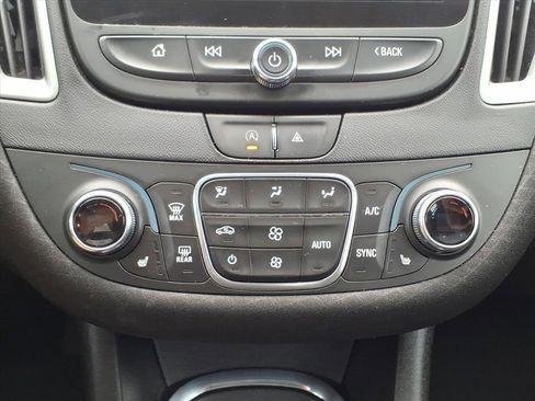 Used 2023 Chevrolet Malibu LT image 20