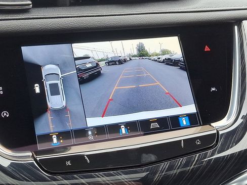 Certified 2023 Cadillac XT6 Premium Luxury w/ Technology Package image 21