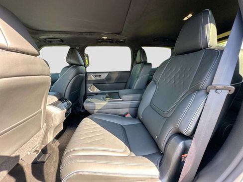 Used 2026 INFINITI QX80 Autograph w/ Premium Cargo Package AWD/4WD image 26