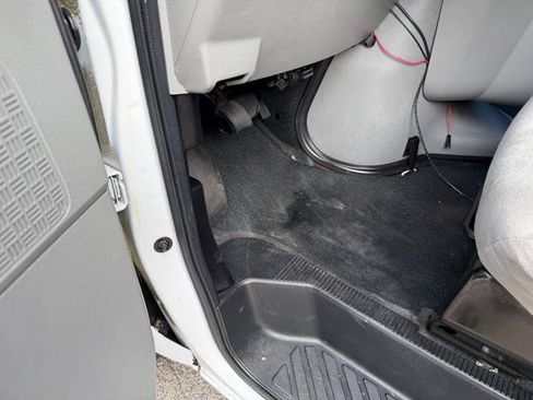 Used 2013 Ford E-250 and Econoline 250 w/ PWR Group RWD image 20