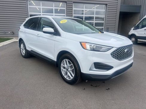 Used 2023 Ford Edge SEL AWD/4WD image 3