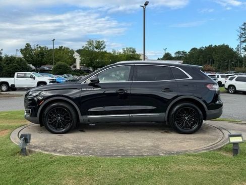 Used 2019 Lincoln Nautilus Select AWD/4WD image 4