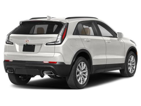 Used 2019 Cadillac XT4 Sport FWD image 2