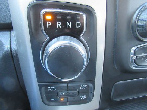 Used 2017 RAM 1500 Big Horn image 32