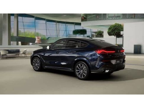 New 2026 BMW X6 xDrive40i w/ Climate Comfort Package image 2