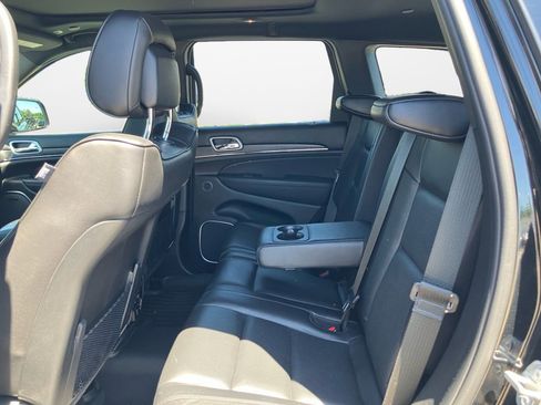Used 2018 Jeep Grand Cherokee High Altitude AWD/4WD image 16