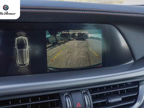 New 2025 Alfa Romeo Stelvio Sprint AWD/4WD image 13