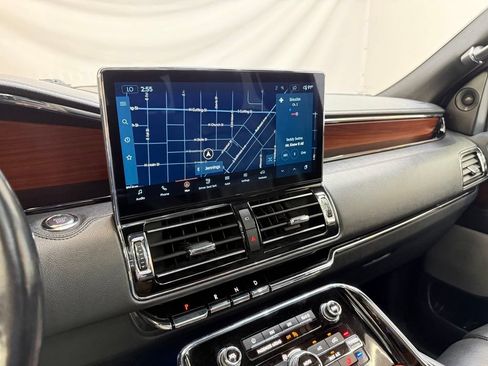 Used 2022 Lincoln Navigator L Reserve RWD image 14
