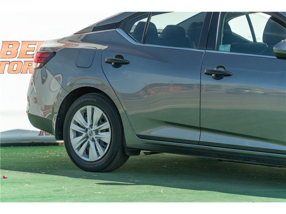 Used 2025 Nissan Sentra S FWD image 13