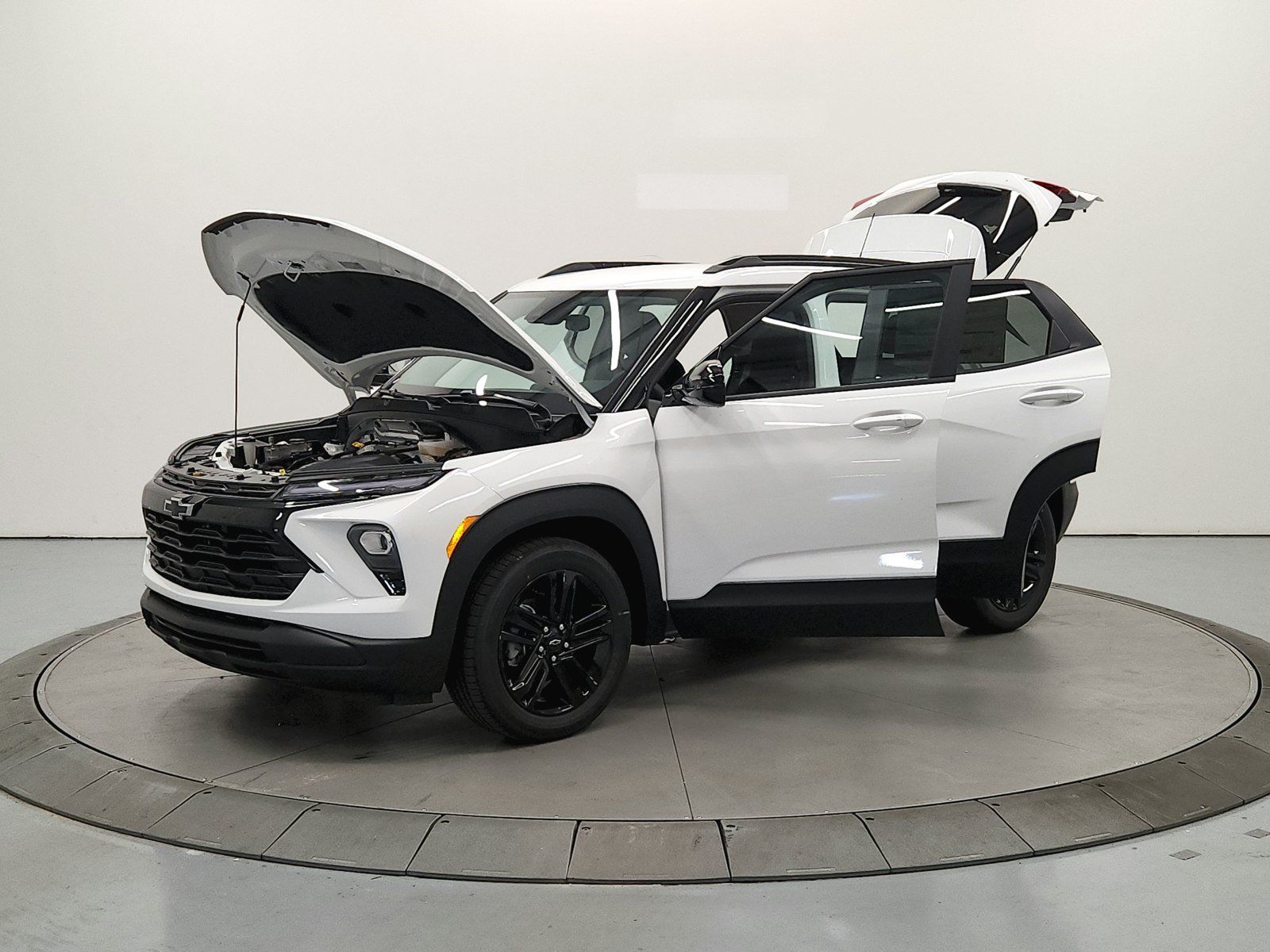 New 2026 Chevrolet TrailBlazer LT w/ Midnight Edition FWD image 12
