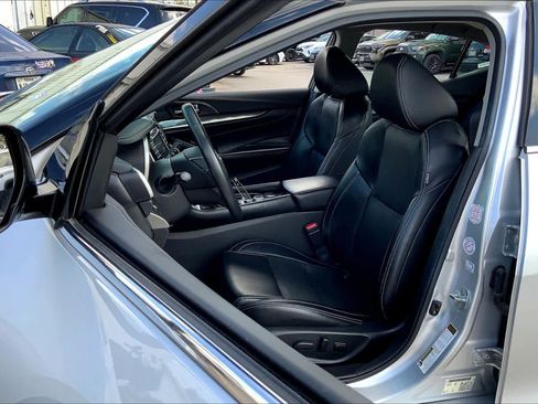 Used 2022 Nissan Maxima SV w/ Floor Mat Group image 13