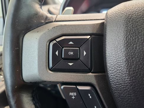 Used 2019 Ford F150 Raptor w/ Equipment Group 802A Luxury AWD/4WD image 28