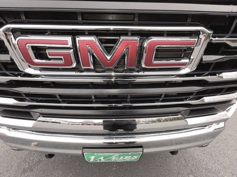 New 2026 GMC Sierra 3500 SLT image 36