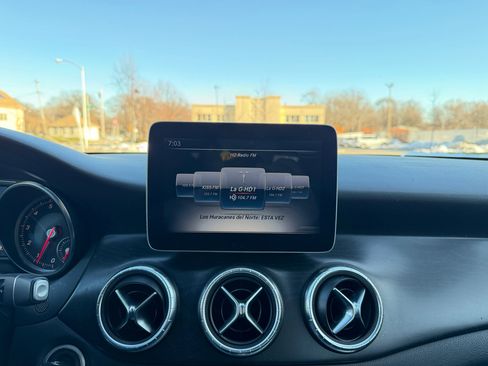 Used 2018 Mercedes-Benz CLA 250 4MATIC image 12