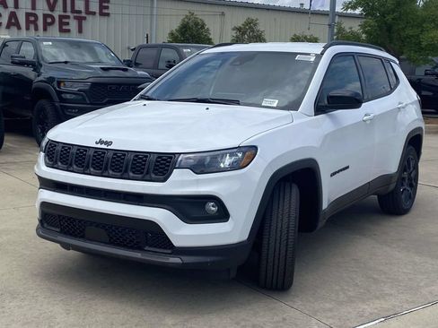 New 2026 Jeep Compass Latitude AWD/4WD image 3