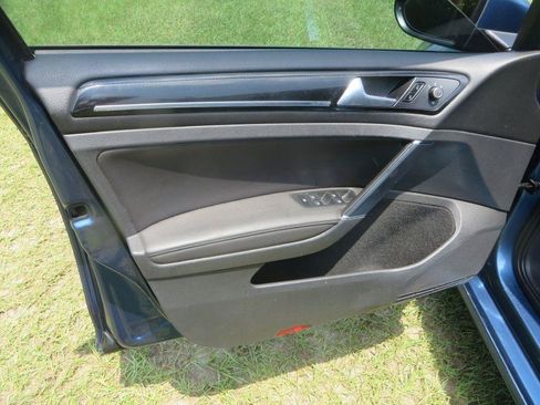 Used 2015 Volkswagen Golf TDI SEL w/ Lighting Package (SEL) FWD image 11