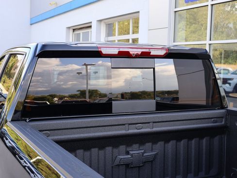 New 2026 Chevrolet Silverado 1500 ZR2 image 34