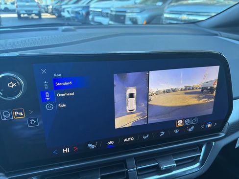 New 2026 Chevrolet Equinox EV LT w/ Comfort Package image 11