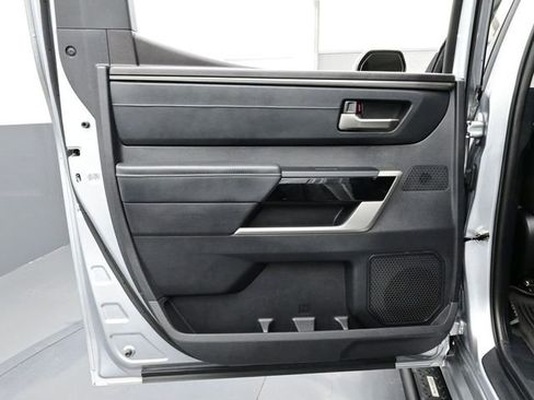 Used 2022 Toyota Tundra Limited image 12