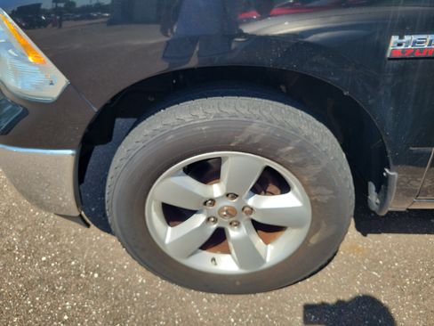 Used 2020 RAM 1500 Tradesman w/ Tradesman SXT Package RWD image 4