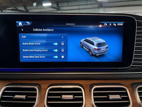 Certified 2024 Mercedes-Benz GLS 580 4MATIC image 37