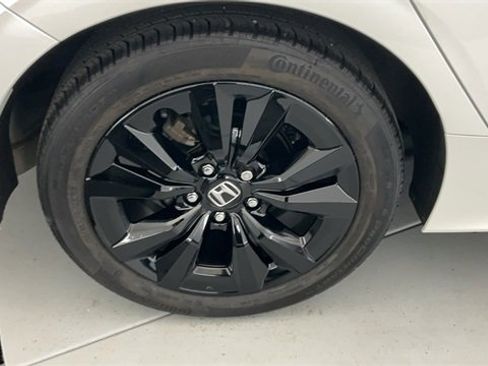 Certified 2023 Honda Civic EX-L image 32