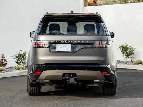 New 2026 Land Rover Discovery Limited Edition AWD/4WD image 8
